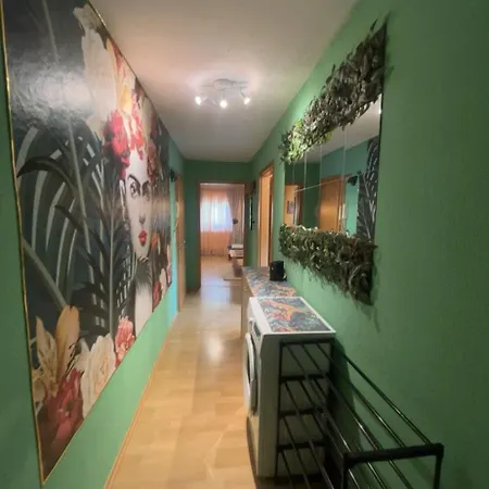 Casa Frida- Charmante Mit Parkplatz Naehe Bayreuth Creez